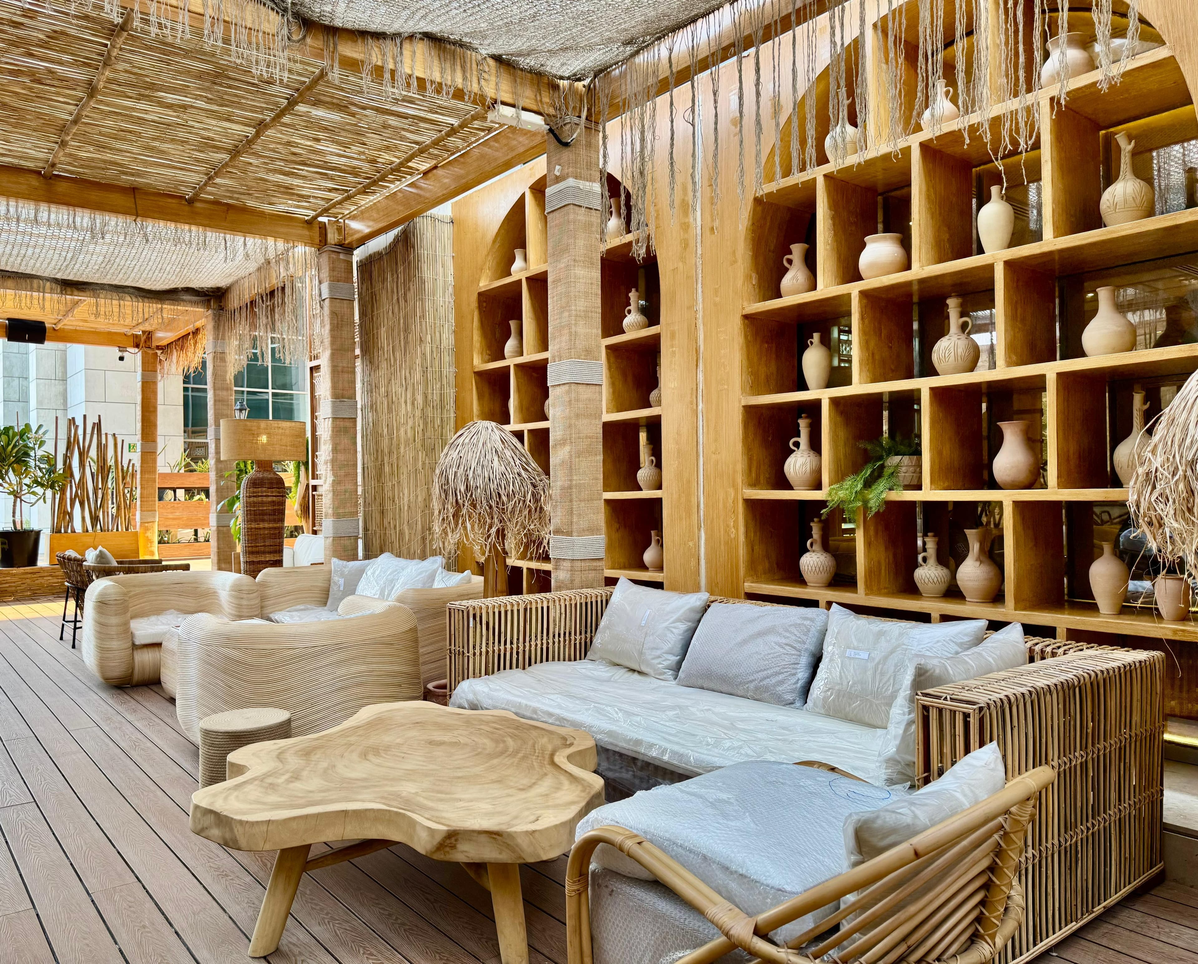 Slay Bar and Kitchen